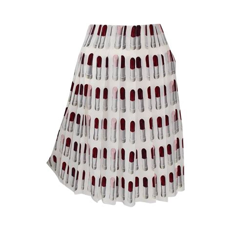 prada lipstick print a line skirt.